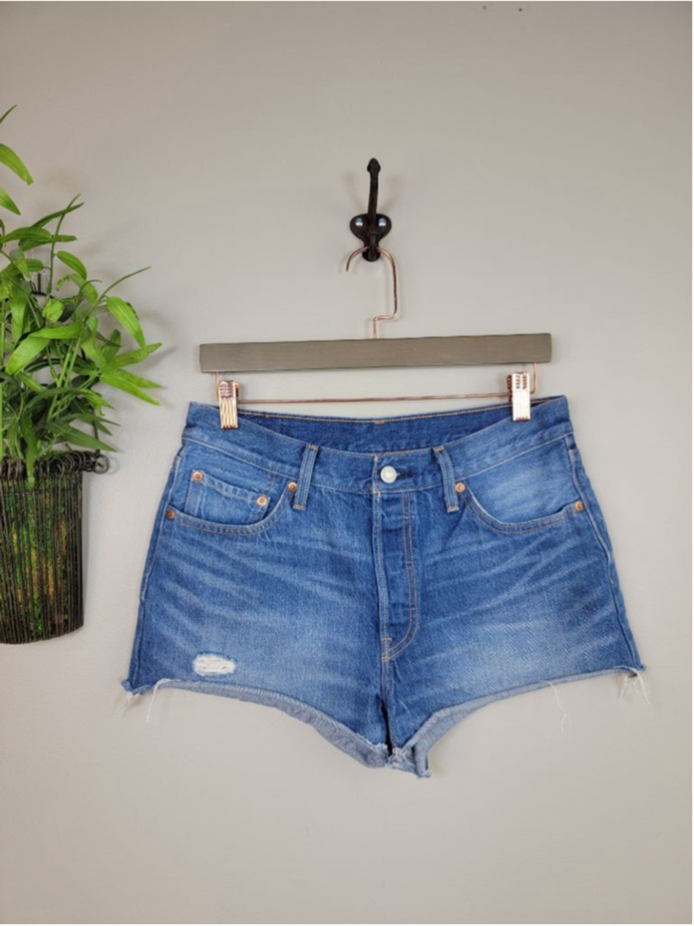 Levi's 501 Cutoff Button Fly Jean Shorts Medium Blue Wash High Rise Frayed 29